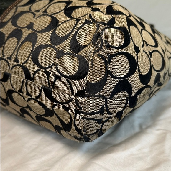 Coach F31444 Brown and Black Signature Snake Shoulder Bag - Picture 7 of 12